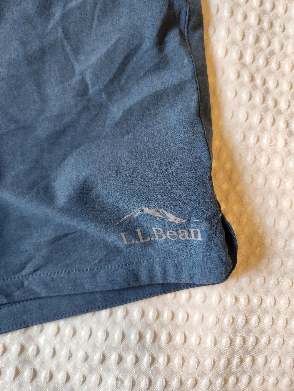 Women's LL Bean Shorts Size Medium - Picture 3 of 5